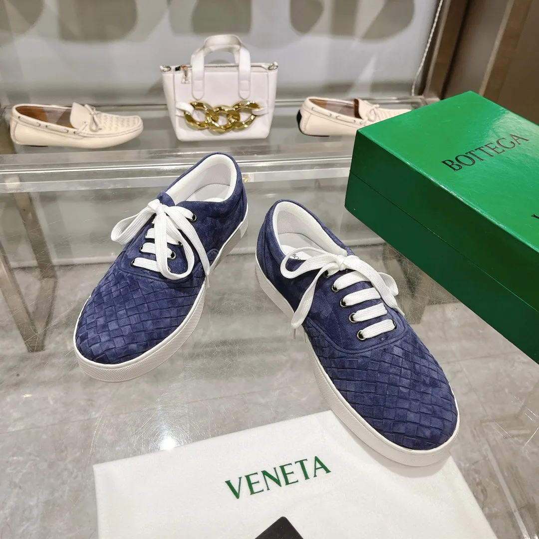 [BV] Top P: 740💰Size for couples: 35-44 (Female 40, Male 38 45, custom-made and non-returnable) Bottega Veneta classic woven strap casual shoes are made of imported high-quality materials, [Rose][Rose]! Purely hand-woven and operated, the original board is reproduced one-to-one! quality assurance!